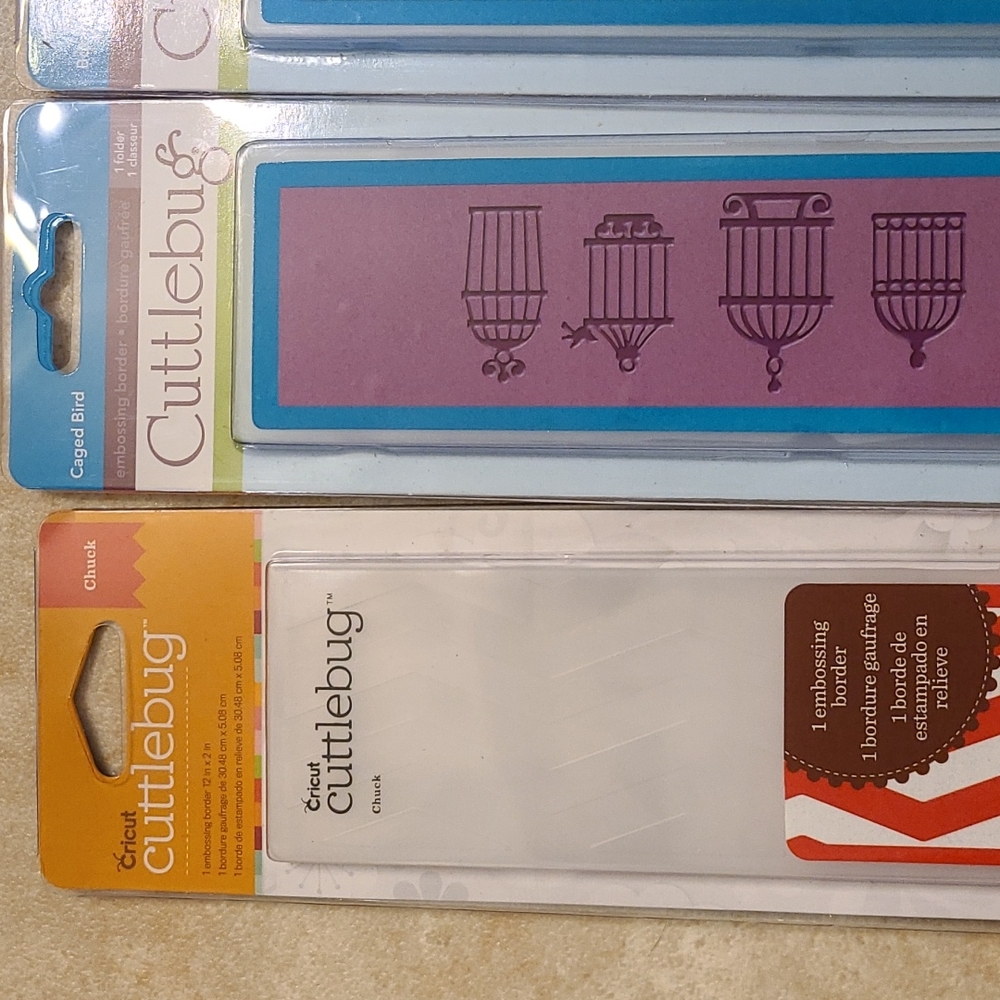 Cuttlebug embossing borders - Picture 2 of 4